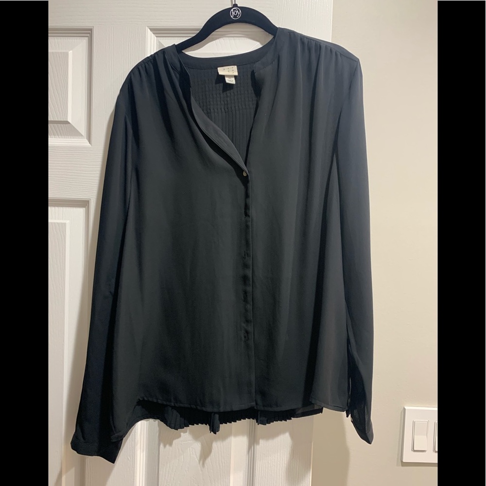 Black button down blouse with pleated back